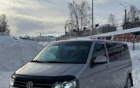 Volkswagen Caravelle T5, 2011 год, 1 650 000 рублей, 7 фотография