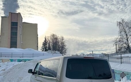 Volkswagen Caravelle T5, 2011 год, 1 650 000 рублей, 9 фотография