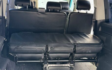 Volkswagen Caravelle T5, 2011 год, 1 650 000 рублей, 16 фотография