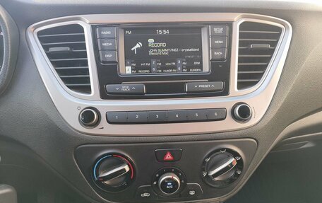 Hyundai Solaris II рестайлинг, 2019 год, 1 279 000 рублей, 14 фотография