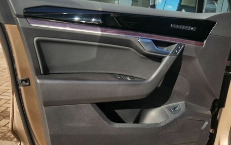 Volkswagen Touareg III, 2019 год, 4 150 000 рублей, 5 фотография