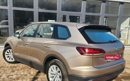 Volkswagen Touareg III, 2019 год, 4 150 000 рублей, 3 фотография