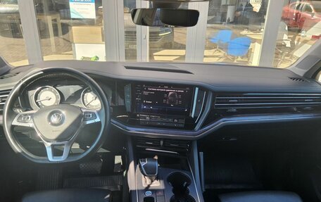 Volkswagen Touareg III, 2019 год, 4 150 000 рублей, 17 фотография