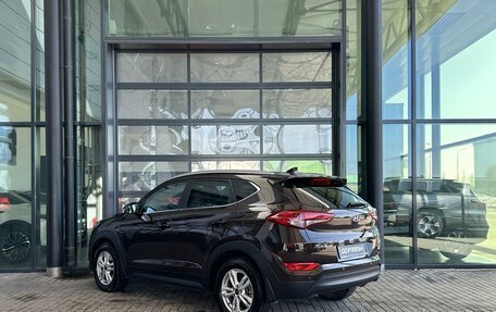 Hyundai Tucson III, 2017 год, 2 390 000 рублей, 2 фотография