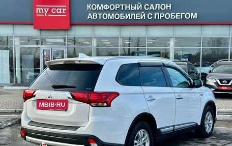 Mitsubishi Outlander III рестайлинг 3, 2018 год, 1 790 000 рублей, 4 фотография