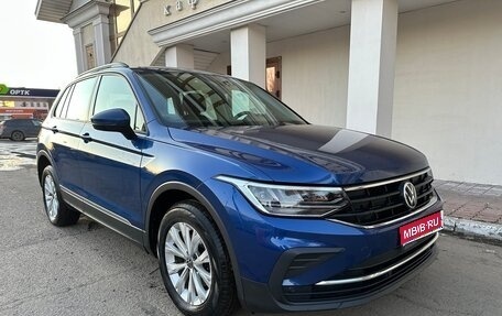 Volkswagen Tiguan II, 2021 год, 2 450 000 рублей, 1 фотография