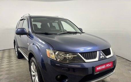 Mitsubishi Outlander III рестайлинг 3, 2007 год, 879 900 рублей, 1 фотография