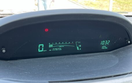 Toyota Yaris III рестайлинг, 2009 год, 375 000 рублей, 6 фотография