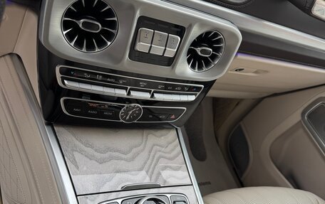 Mercedes-Benz G-Класс AMG, 2021 год, 27 900 000 рублей, 18 фотография