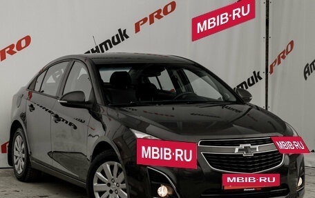 Chevrolet Cruze II, 2014 год, 950 000 рублей, 3 фотография
