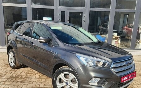 Ford Kuga III, 2018 год, 1 750 000 рублей, 2 фотография