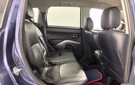 Mitsubishi Outlander III рестайлинг 3, 2007 год, 879 900 рублей, 7 фотография