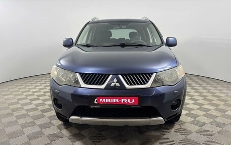 Mitsubishi Outlander III рестайлинг 3, 2007 год, 879 900 рублей, 2 фотография