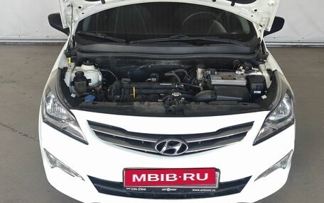 Hyundai Solaris II рестайлинг, 2015 год, 1 200 000 рублей, 16 фотография