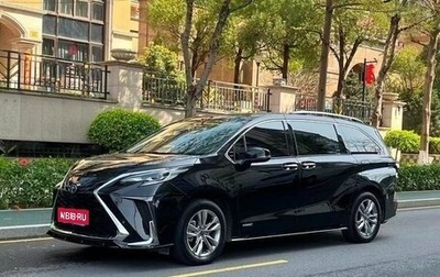 Toyota Sienna, 2024 год, 7 250 000 рублей, 1 фотография