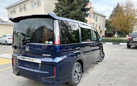 Honda Stepwgn IV, 2018 год, 2 200 000 рублей, 6 фотография