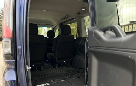 Honda Stepwgn IV, 2018 год, 2 200 000 рублей, 14 фотография