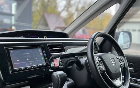 Honda Stepwgn IV, 2018 год, 2 200 000 рублей, 15 фотография