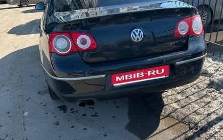 Volkswagen Passat B6, 2007 год, 550 000 рублей, 2 фотография