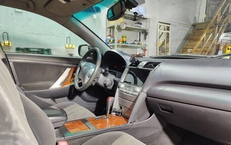 Toyota Camry, 2008 год, 950 000 рублей, 8 фотография