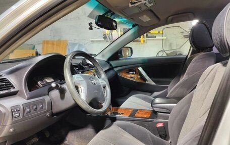 Toyota Camry, 2008 год, 950 000 рублей, 11 фотография