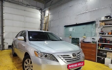 Toyota Camry, 2008 год, 950 000 рублей, 4 фотография