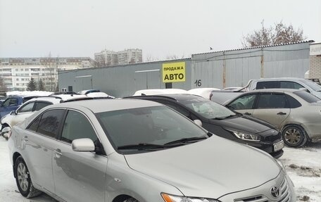 Toyota Camry, 2008 год, 950 000 рублей, 2 фотография