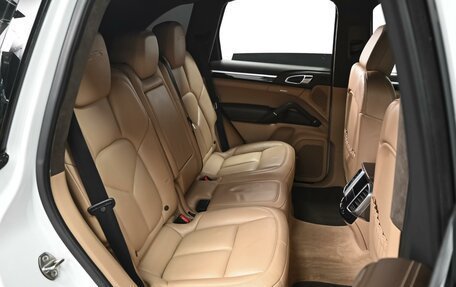 Porsche Cayenne III, 2015 год, 3 098 000 рублей, 7 фотография