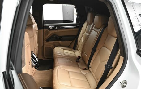 Porsche Cayenne III, 2015 год, 3 098 000 рублей, 9 фотография