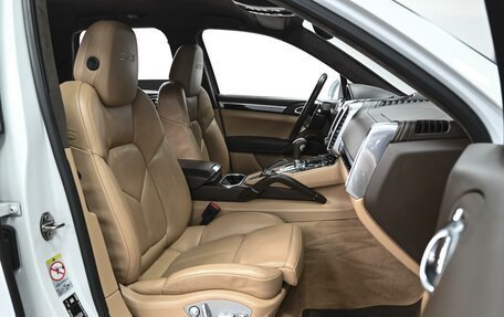 Porsche Cayenne III, 2015 год, 3 098 000 рублей, 8 фотография