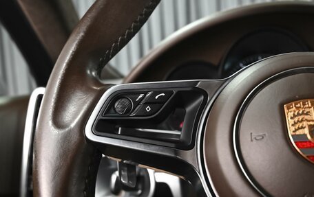 Porsche Cayenne III, 2015 год, 3 098 000 рублей, 20 фотография