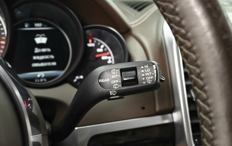 Porsche Cayenne III, 2015 год, 3 098 000 рублей, 19 фотография