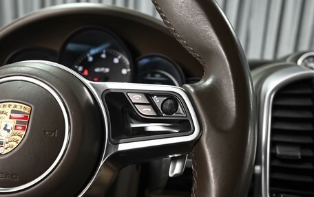 Porsche Cayenne III, 2015 год, 3 098 000 рублей, 21 фотография