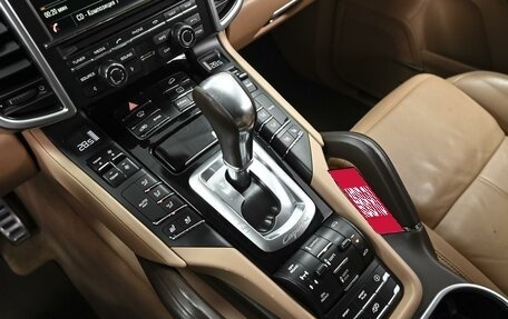 Porsche Cayenne III, 2015 год, 3 098 000 рублей, 12 фотография