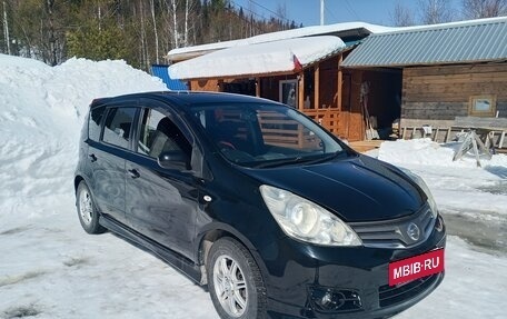 Nissan Note II рестайлинг, 2009 год, 7 фотография