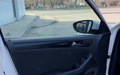 Volkswagen Jetta VI, 2013 год, 1 195 000 рублей, 14 фотография