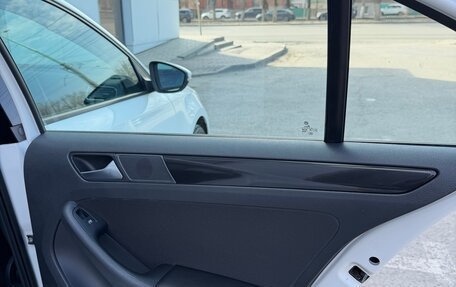 Volkswagen Jetta VI, 2013 год, 1 195 000 рублей, 29 фотография