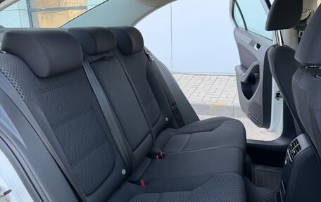 Volkswagen Jetta VI, 2013 год, 1 195 000 рублей, 31 фотография