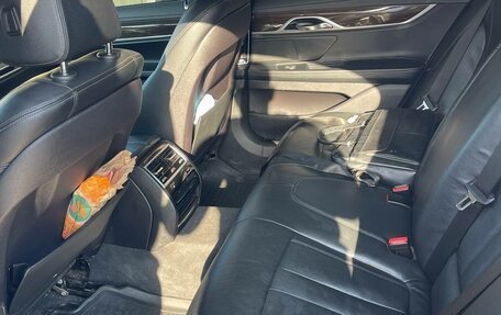 BMW 7 серия, 2017 год, 4 150 000 рублей, 6 фотография