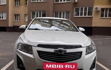 Chevrolet Cruze II, 2013 год, 971 000 рублей, 4 фотография