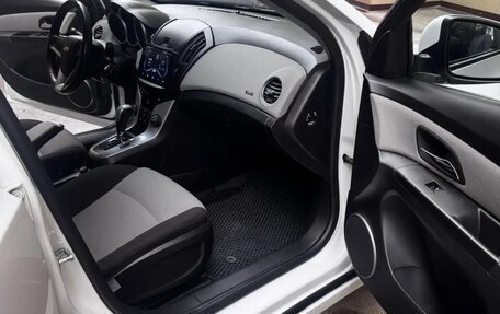 Chevrolet Cruze II, 2013 год, 971 000 рублей, 16 фотография