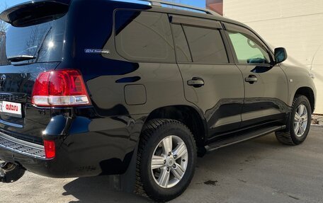 Toyota Land Cruiser 200, 2011 год, 3 800 000 рублей, 2 фотография