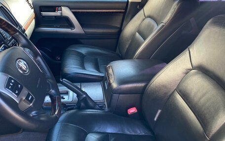 Toyota Land Cruiser 200, 2011 год, 3 800 000 рублей, 12 фотография