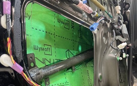 Toyota Land Cruiser 200, 2011 год, 3 800 000 рублей, 17 фотография