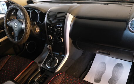 Suzuki Grand Vitara, 2010 год, 1 249 000 рублей, 18 фотография