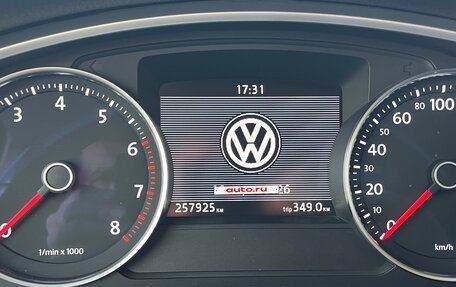 Volkswagen Touareg III, 2015 год, 2 270 000 рублей, 15 фотография