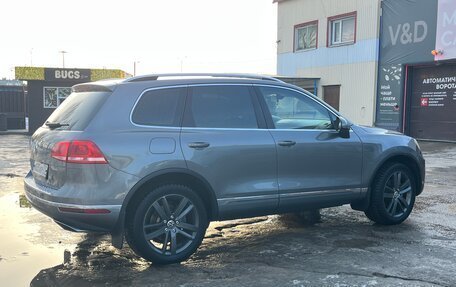 Volkswagen Touareg III, 2015 год, 2 270 000 рублей, 10 фотография