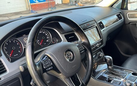 Volkswagen Touareg III, 2015 год, 2 270 000 рублей, 12 фотография