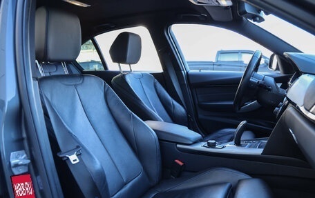 BMW 3 серия, 2018 год, 2 550 000 рублей, 11 фотография