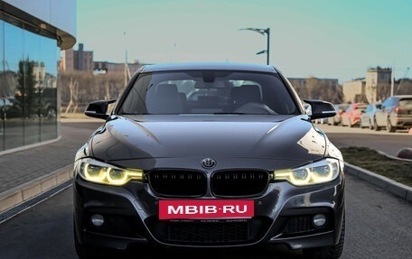 BMW 3 серия, 2018 год, 2 550 000 рублей, 2 фотография